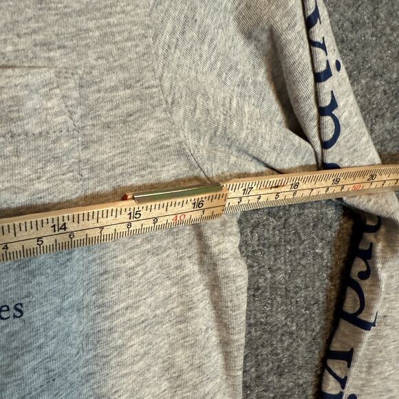 Vineyard Vines Shirt Womens XS‎ Gray American USA Whale Crewneck Tshirt Long Slv - Picture 6 of 9